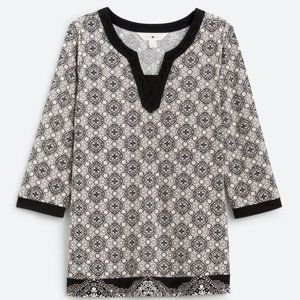 NWT! MAGNOLIA GRACE Jazz Cami Insert Knit Tunic, Large, black and white.